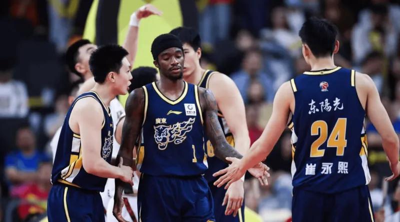 kaiyun-广东输辽宁遭4坏消息！三分+内线全崩，崔永熙低迷，陈家政无地位